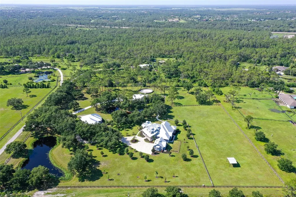 6910 211th Street E Bradenton FL 34211