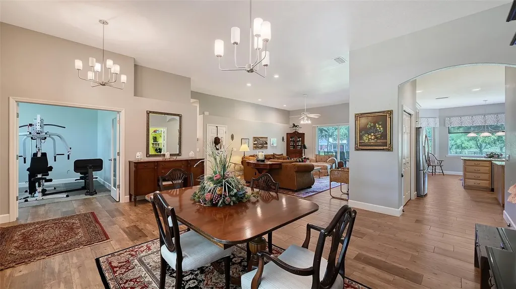 6910 211th Street E Bradenton FL 34211