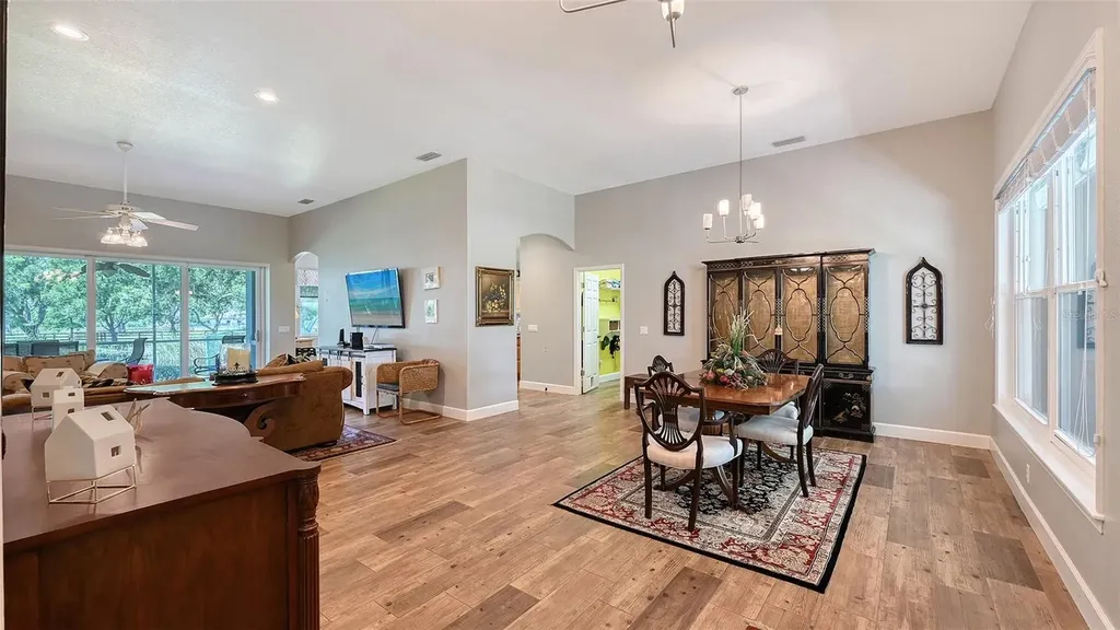 6910 211th Street E Bradenton FL 34211
