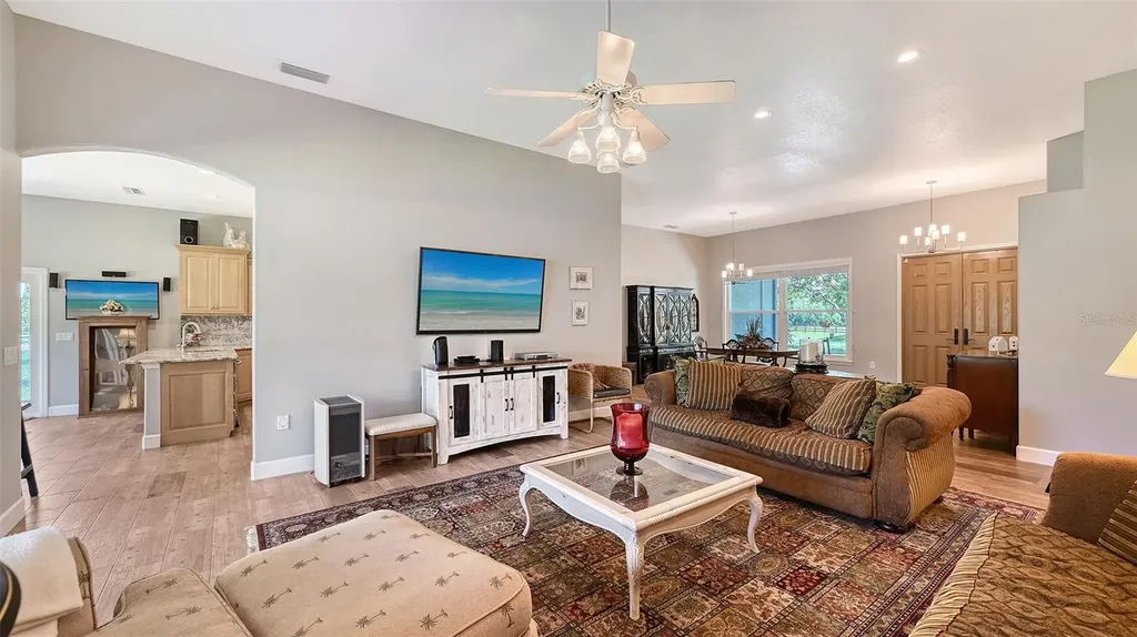 6910 211th Street E Bradenton FL 34211