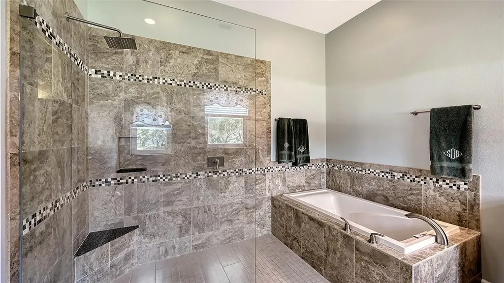6910 211th Street E Bradenton FL 34211