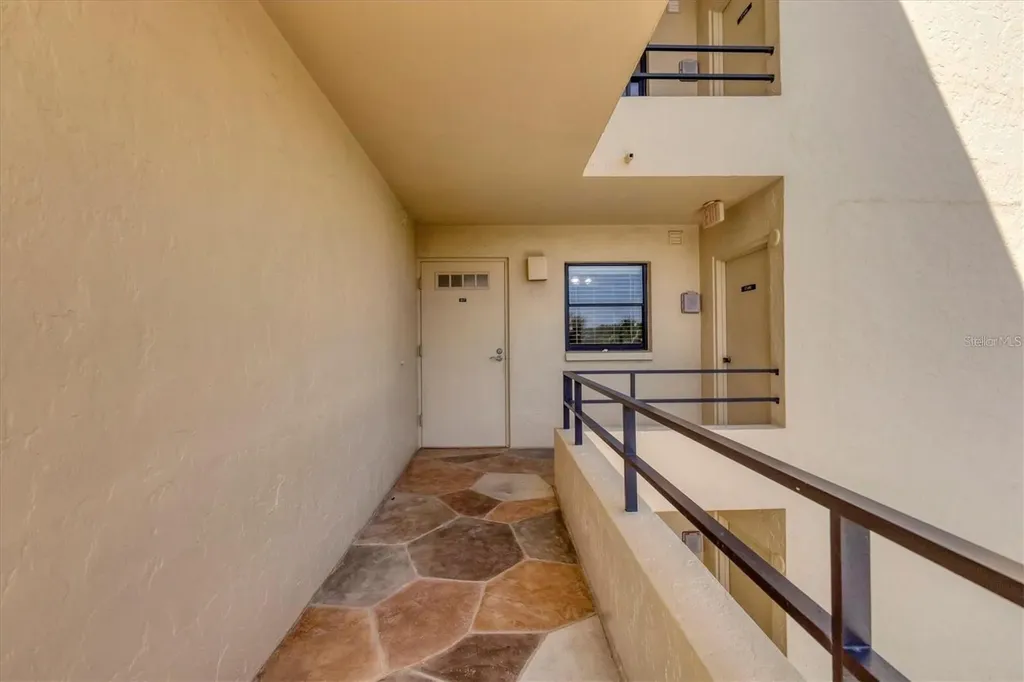 8776 Midnight Pass Road Sarasota FL 34242