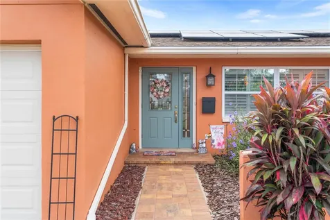 6731 15th Avenue N St Petersburg FL 33710