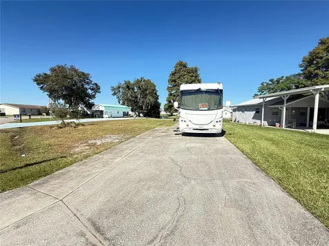 5058 Shore Line Drive Polk City FL 33868