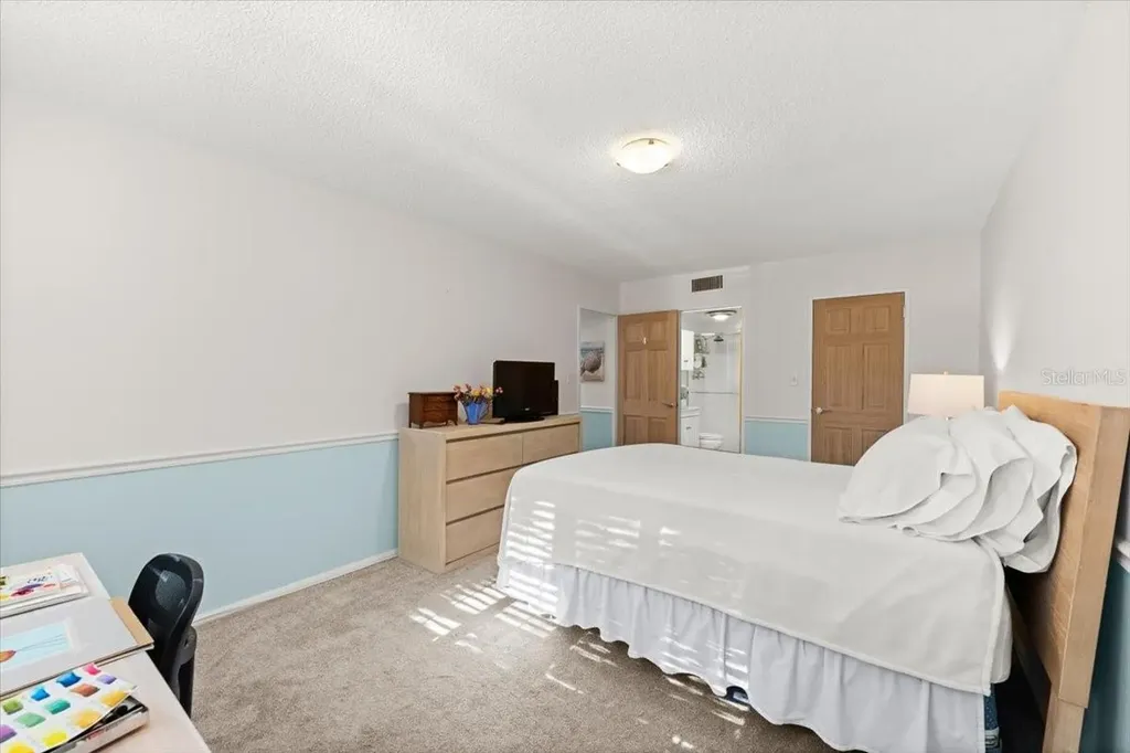 1224 S Peninsula Drive Daytona Beach FL 32118