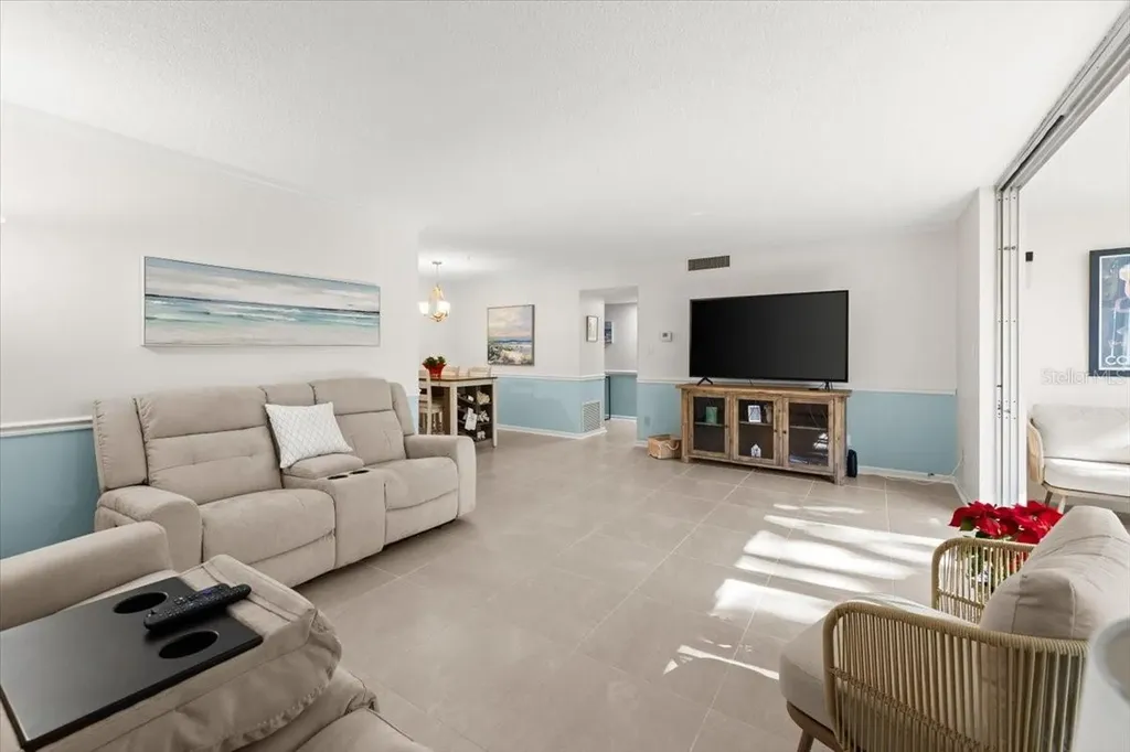 1224 S Peninsula Drive Daytona Beach FL 32118