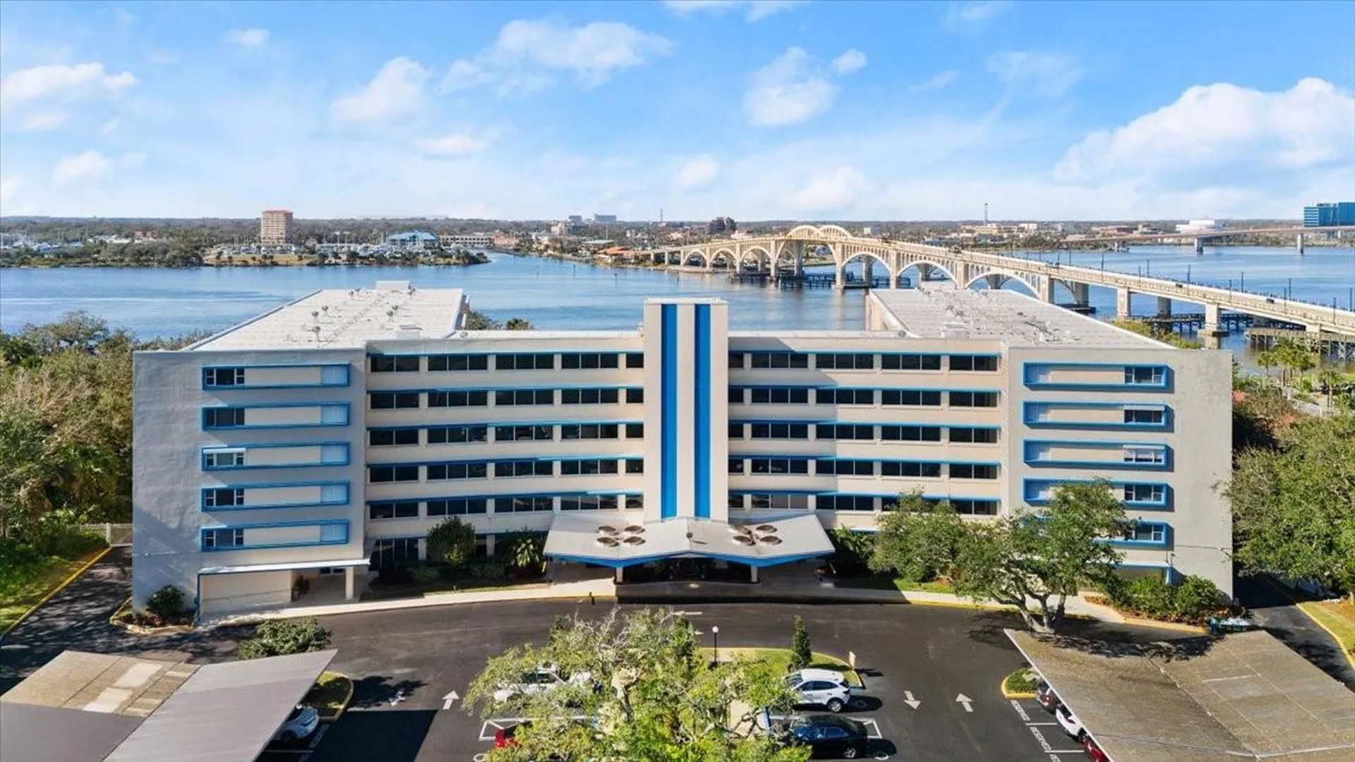 1224 S Peninsula Drive Daytona Beach FL 32118