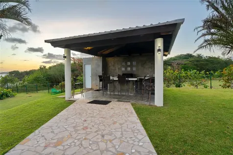 Beach Village #8 Carr 200 Km 3.1 Vieques PR 00765