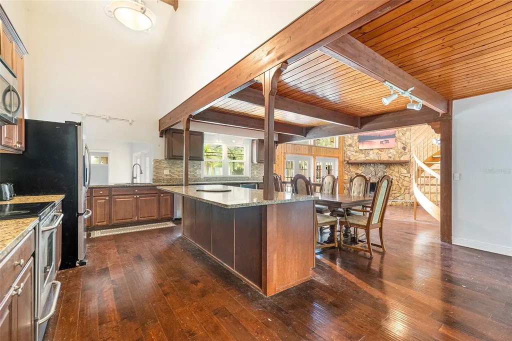 39127 Pretty Pond Road Zephyrhills FL 33540