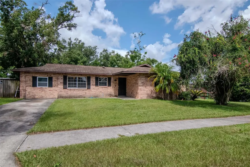 5225 Presidential Street Seffner FL 33584