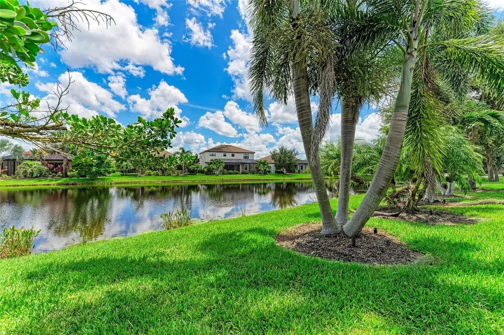 13004 Belknap Place Lakewood Ranch FL 34211