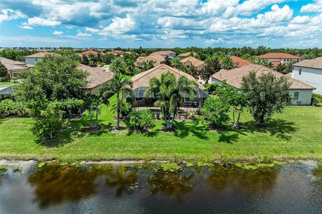 13004 Belknap Place Lakewood Ranch FL 34211