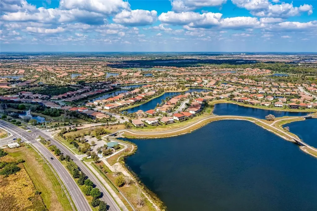 13004 Belknap Place Lakewood Ranch FL 34211
