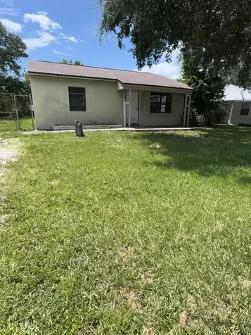 4015 S Church Avenue Tampa FL 33611
