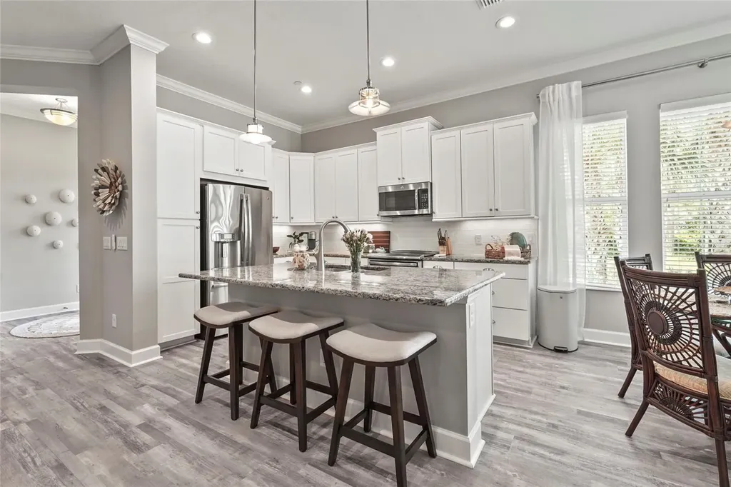 303 Compass Point Drive Bradenton FL 34209