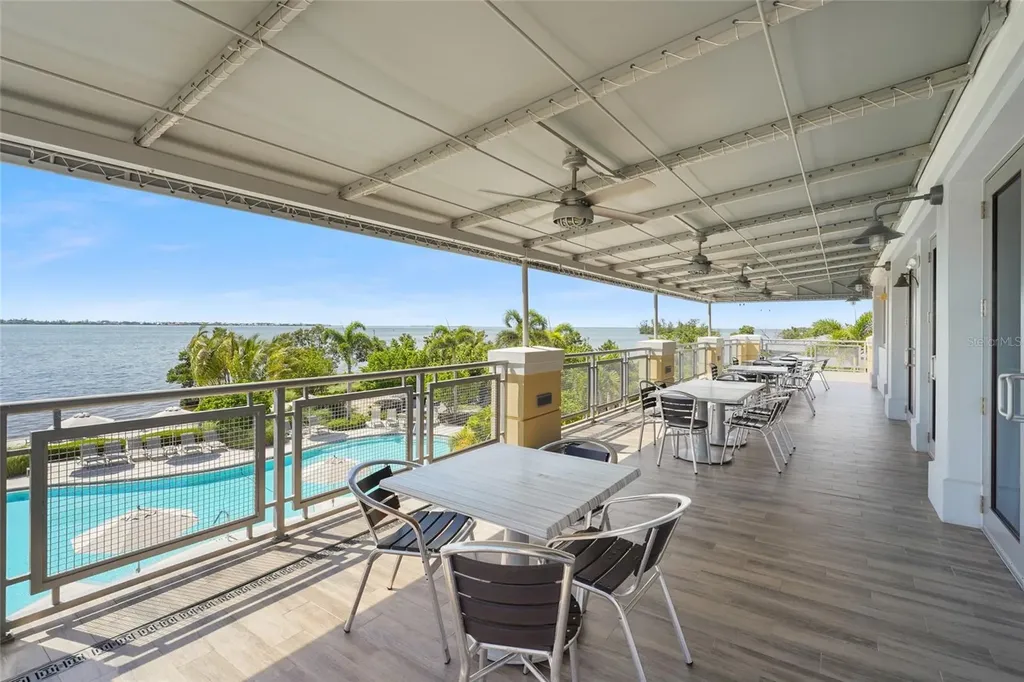 303 Compass Point Drive Bradenton FL 34209