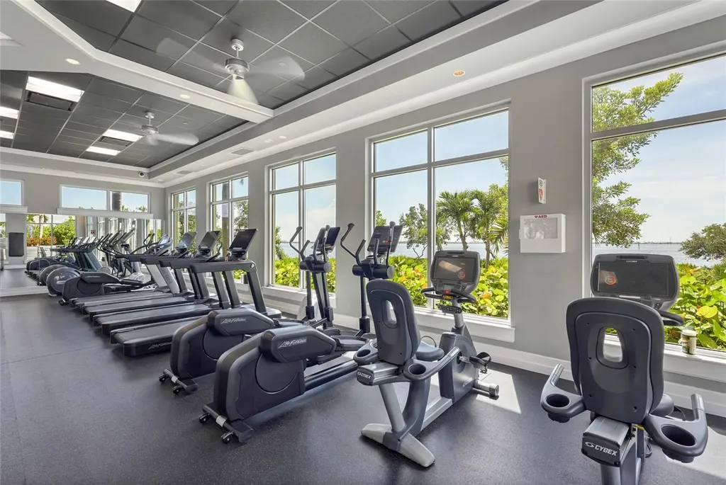 303 Compass Point Drive Bradenton FL 34209