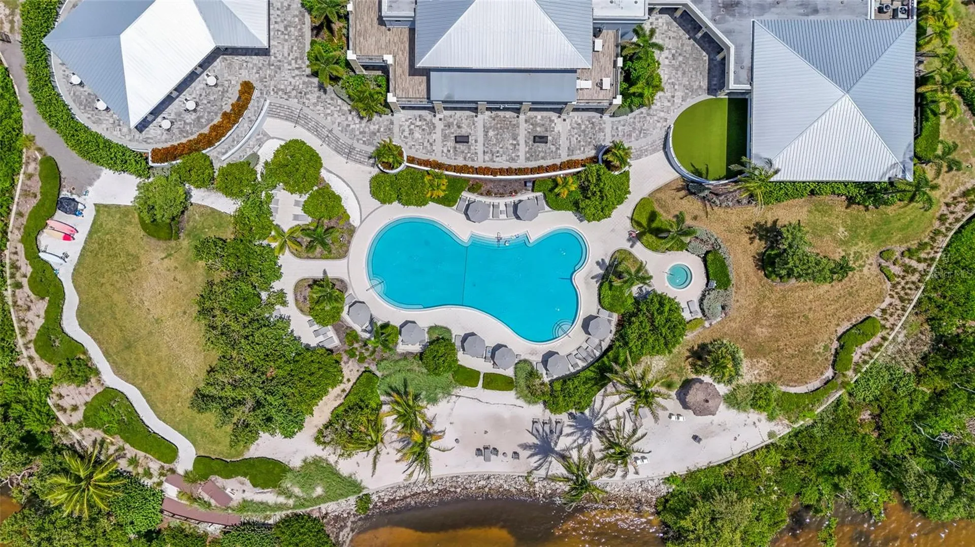 303 Compass Point Drive Bradenton FL 34209