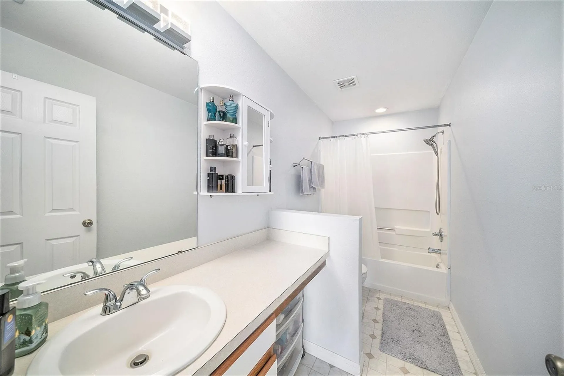 8534 Edgewater Place Boulevard Tampa FL 33615