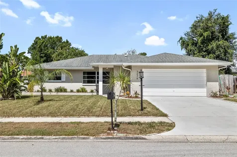 3279 Spanish Moss Lane Palm Harbor FL 34684