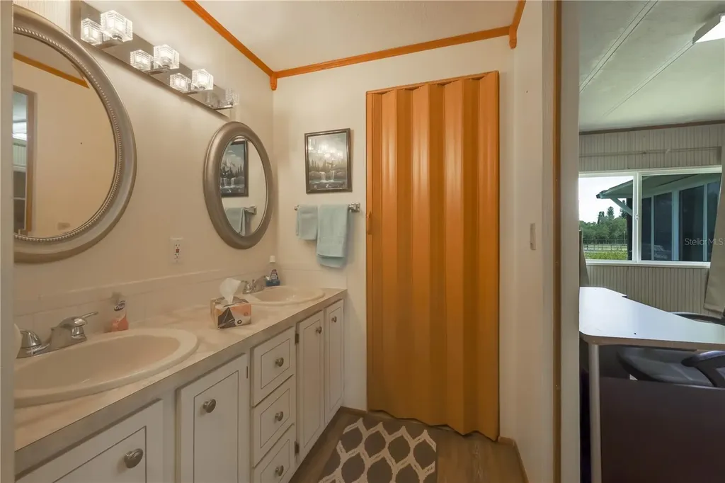 2100 Kings Highway Port Charlotte FL 33980