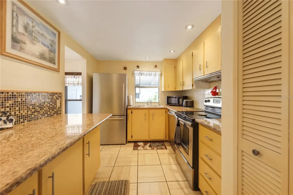 2100 Kings Highway Port Charlotte FL 33980
