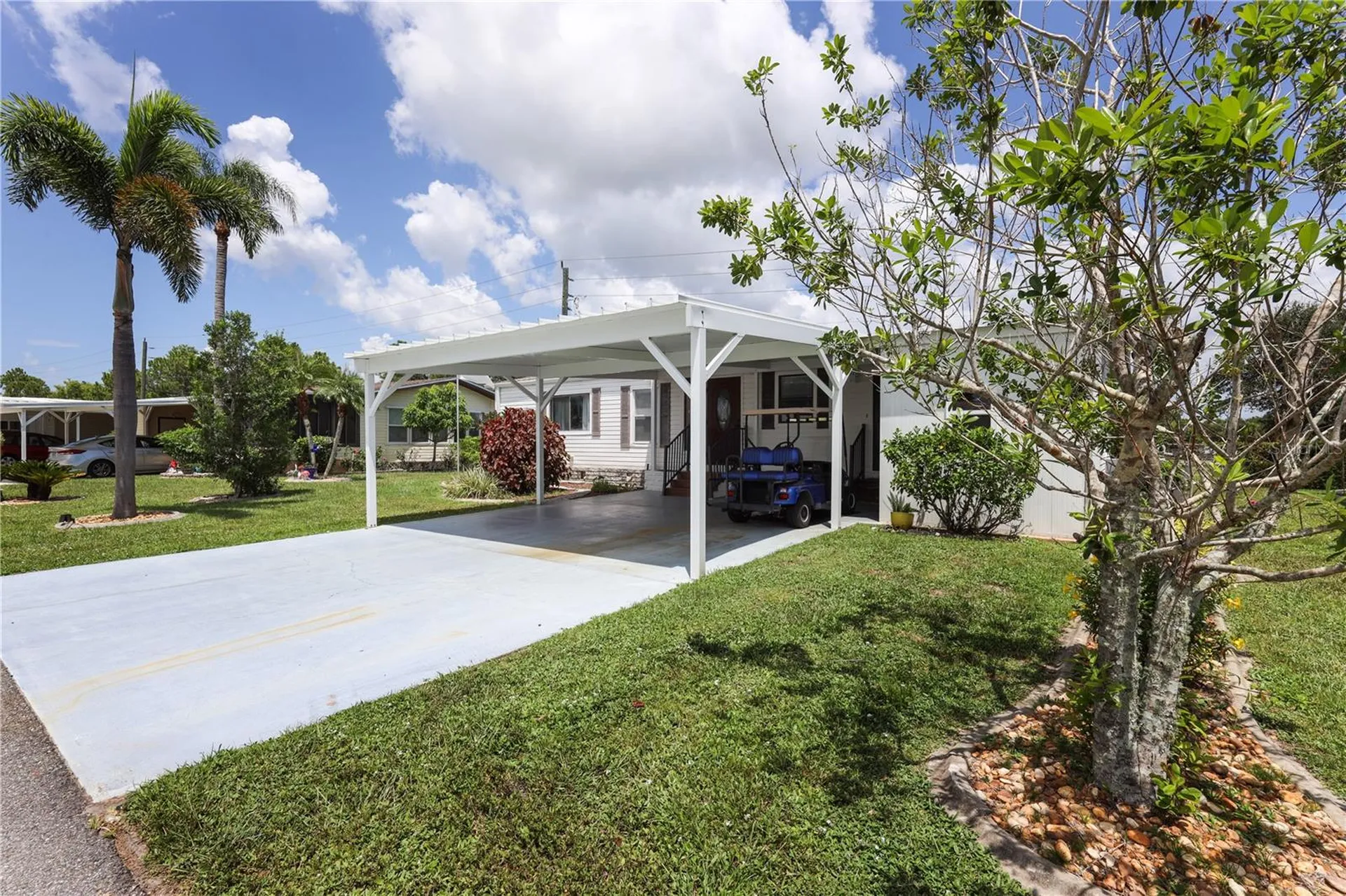 2100 Kings Highway Port Charlotte FL 33980