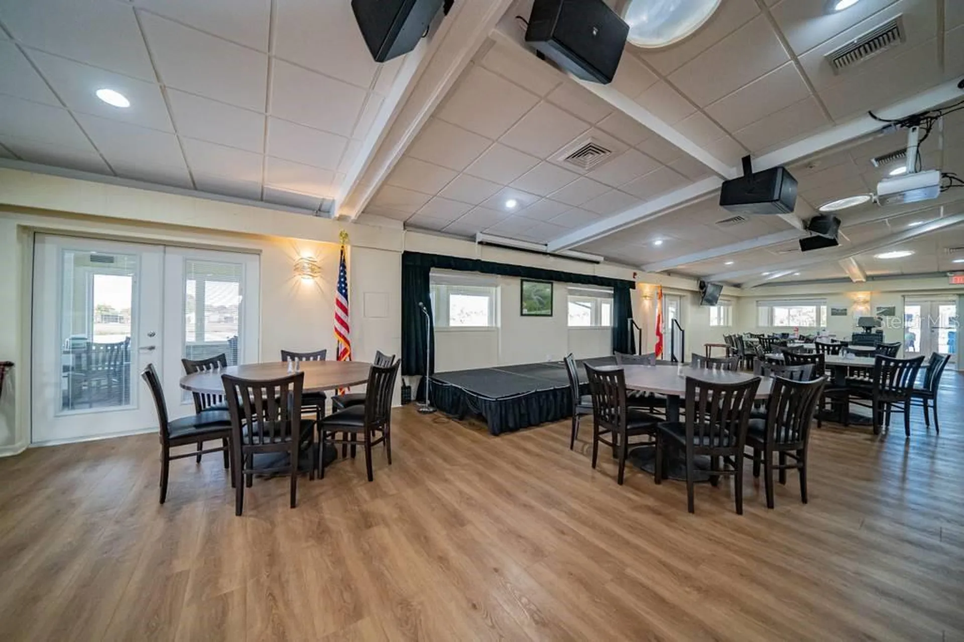 2100 Kings Highway Port Charlotte FL 33980
