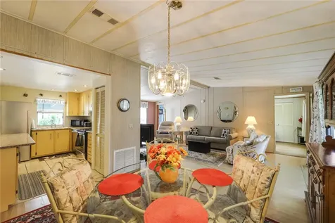 2100 Kings Highway Port Charlotte FL 33980