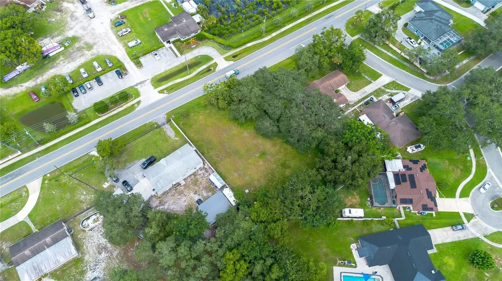 2233 Lake Pickett Road Orlando FL 32826