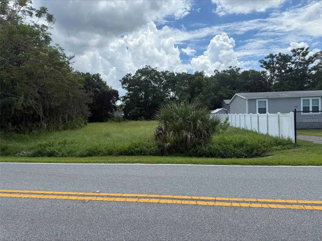 2233 Lake Pickett Road Orlando FL 32826