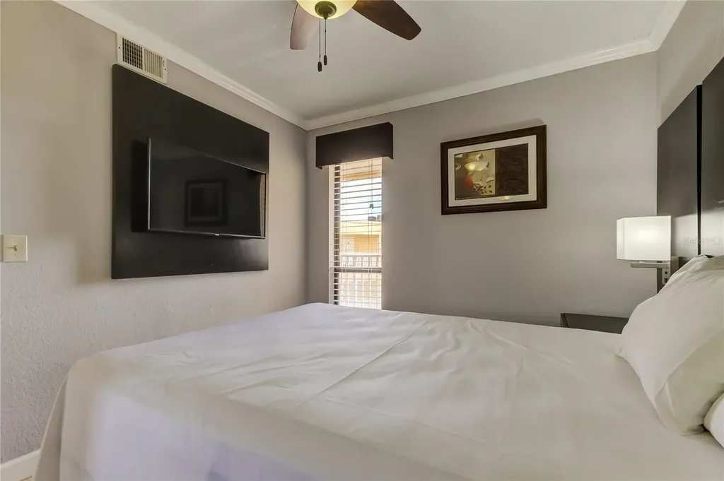 2506 N Rocky Point Drive Tampa FL 33607