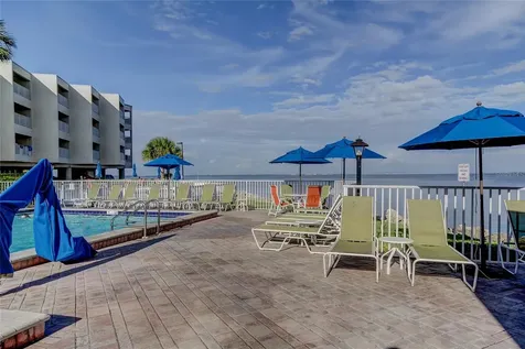 2506 N Rocky Point Drive Tampa FL 33607