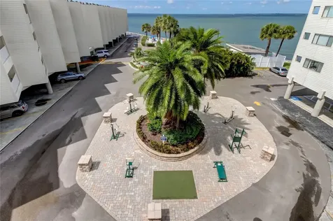 2506 N Rocky Point Drive Tampa FL 33607
