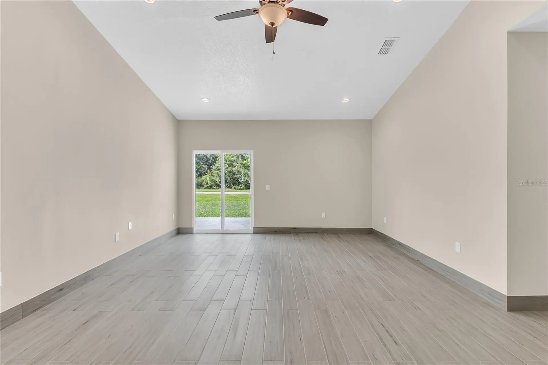 17 Herring Court Kissimmee FL 34759
