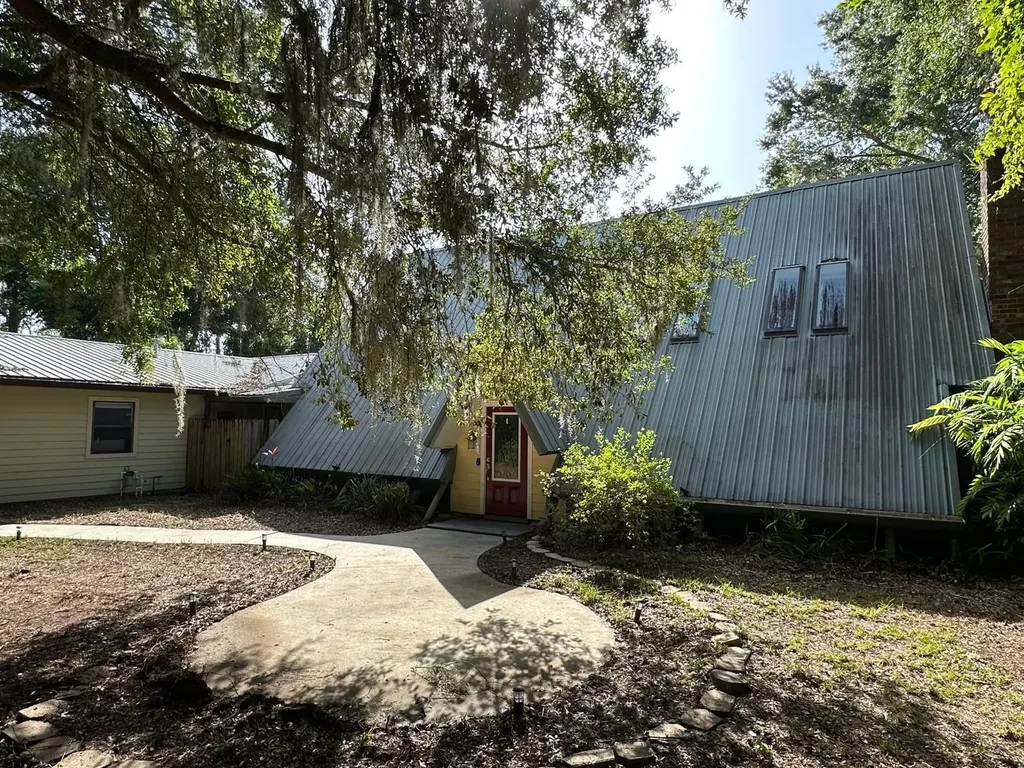 810 Eastover Circle Deland FL 32724