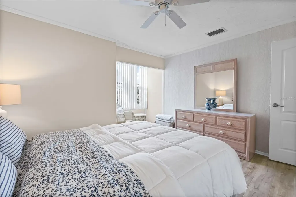 1255 E Peppertree Drive Sarasota FL 34242