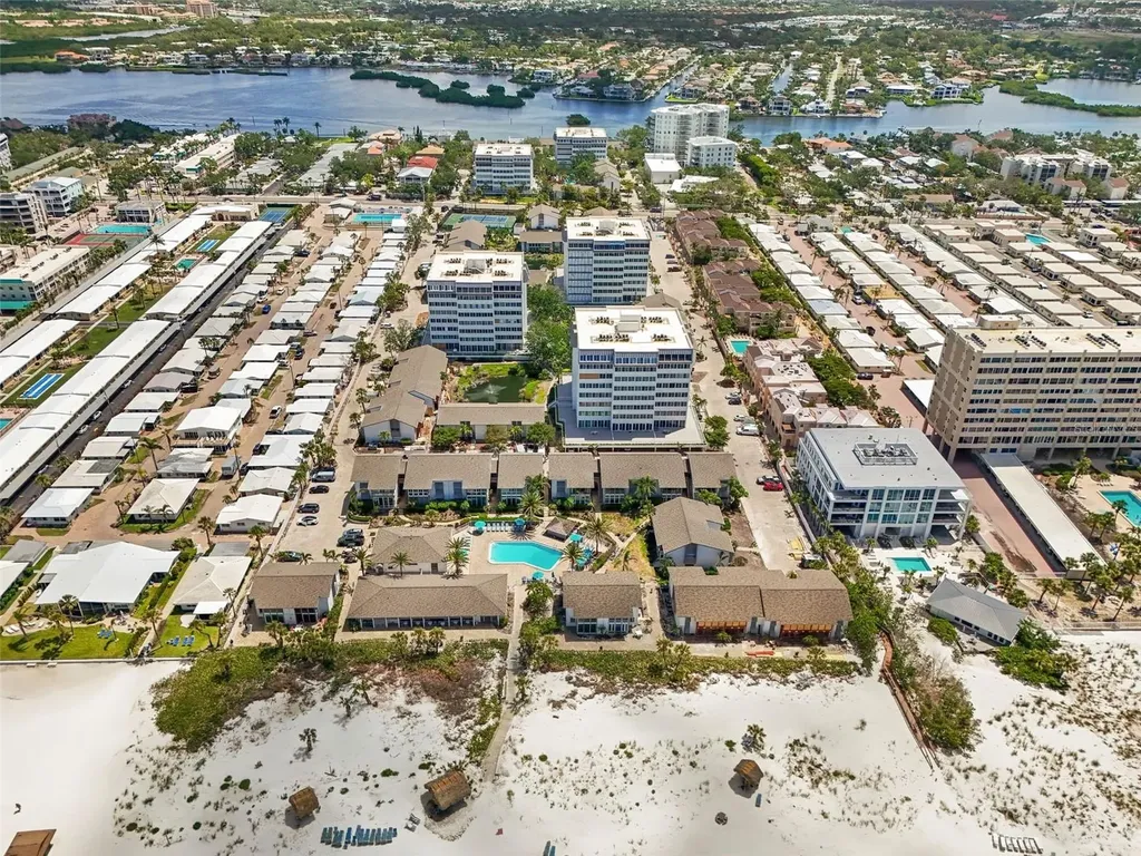 1255 E Peppertree Drive Sarasota FL 34242