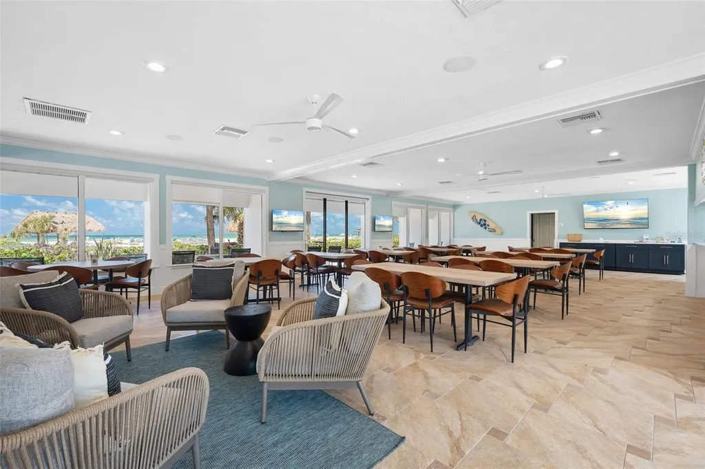 1255 E Peppertree Drive Sarasota FL 34242