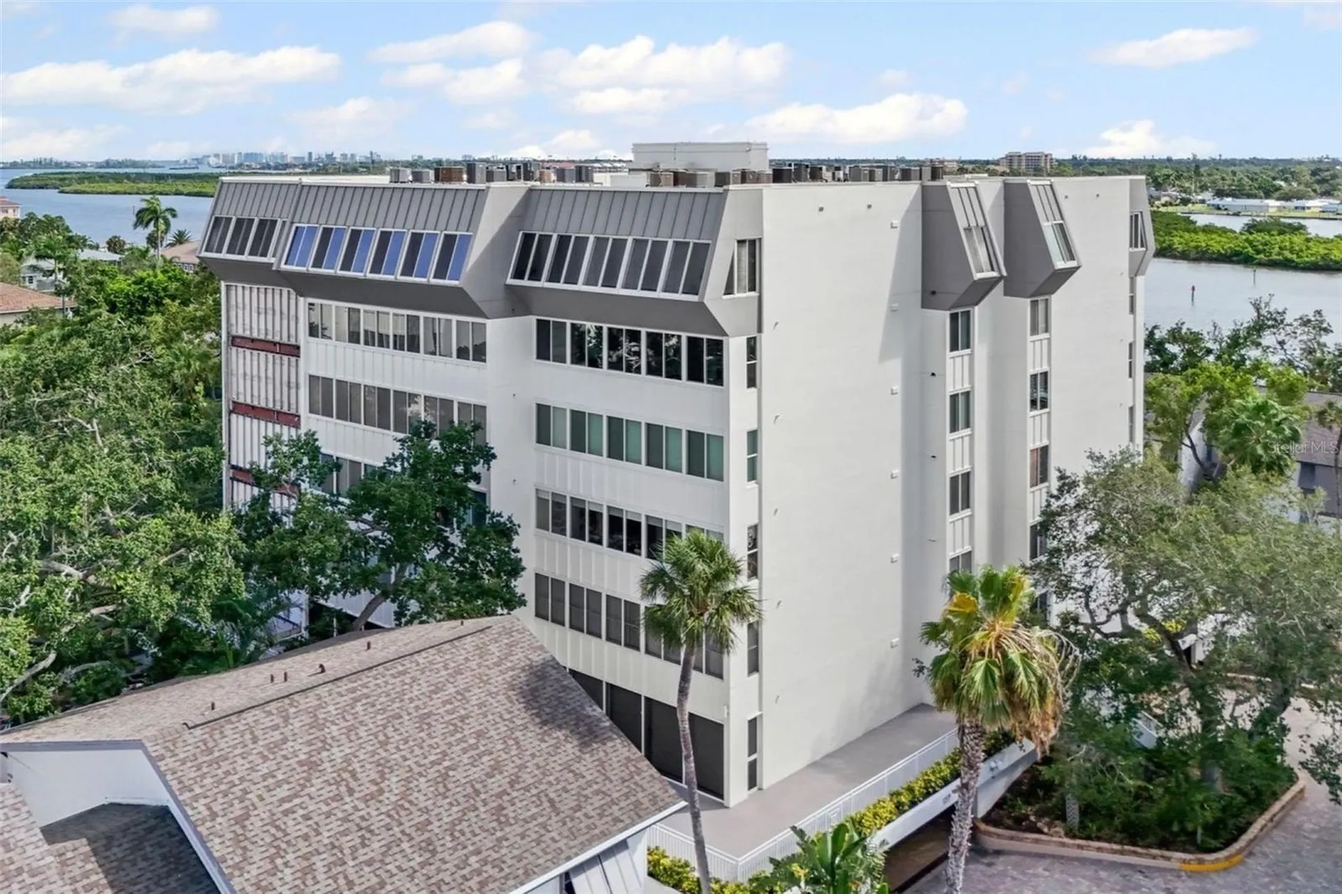 1255 E Peppertree Drive Sarasota FL 34242