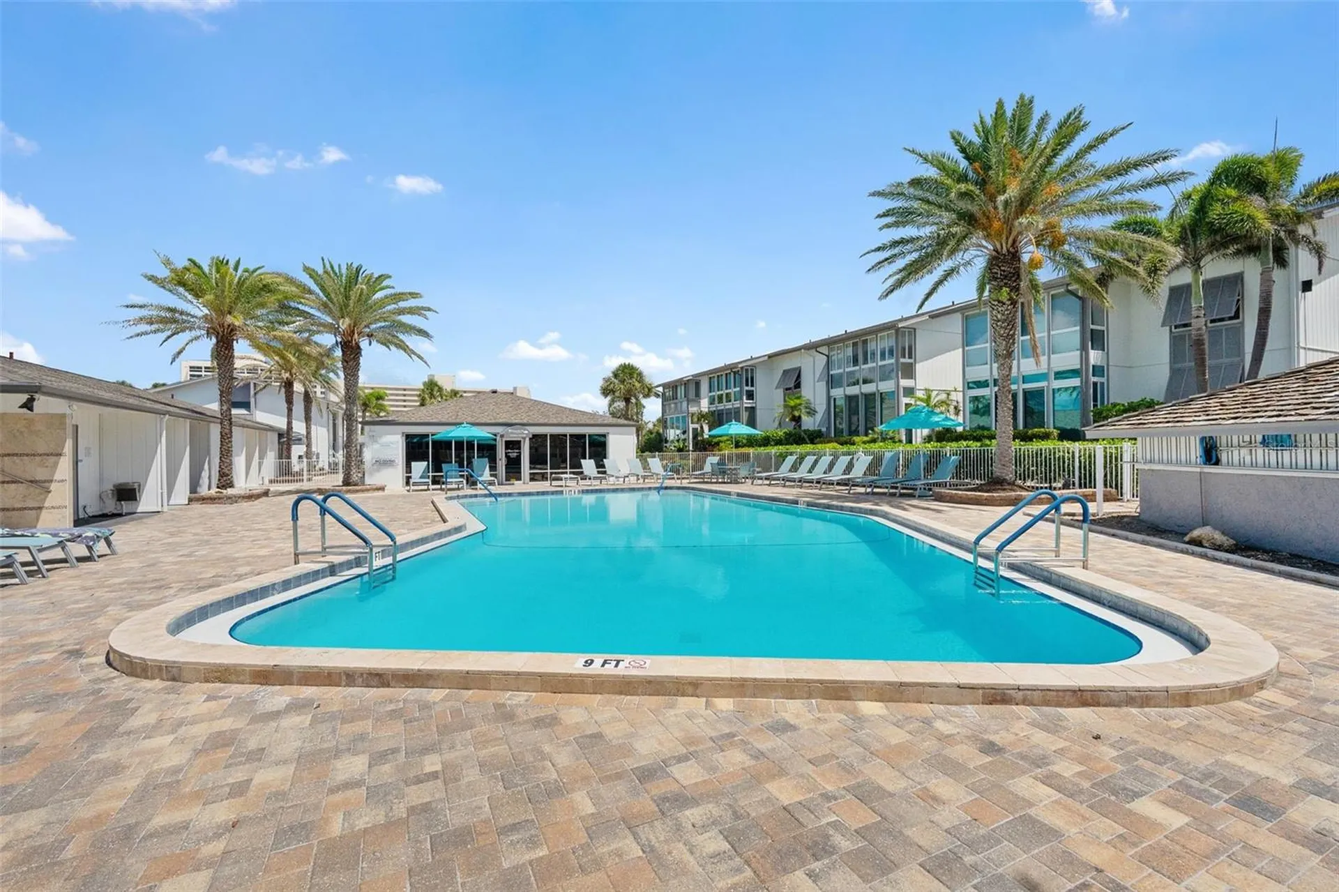 1255 E Peppertree Drive Sarasota FL 34242