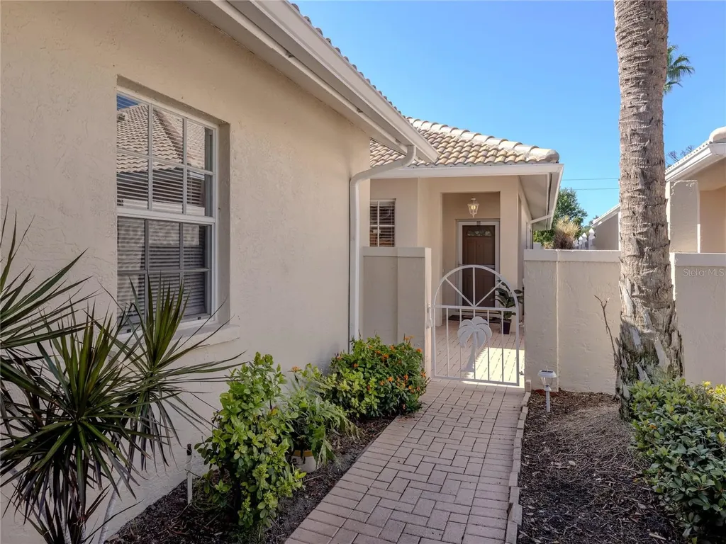 1204 Berkshire Circle Venice FL 34292