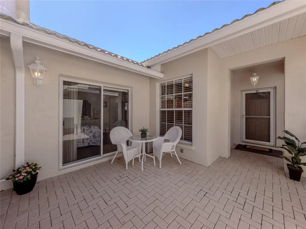 1204 Berkshire Circle Venice FL 34292