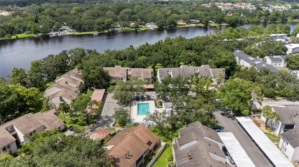 7832 Niagara Avenue Tampa FL 33617