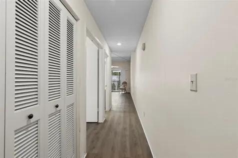 7832 Niagara Avenue Tampa FL 33617