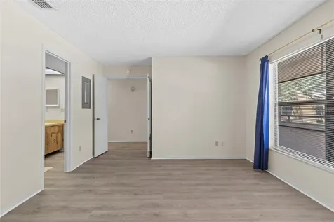 7832 Niagara Avenue Tampa FL 33617