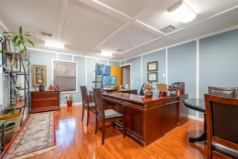 1813 N Dean Road Orlando FL 32817