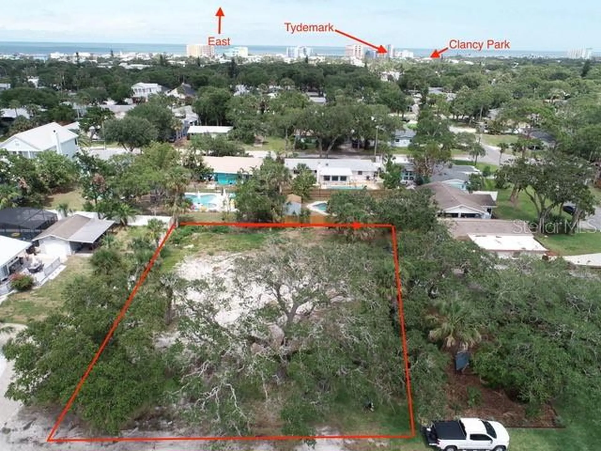 437 S Peninsula Avenue New Smyrna Beach FL 32169