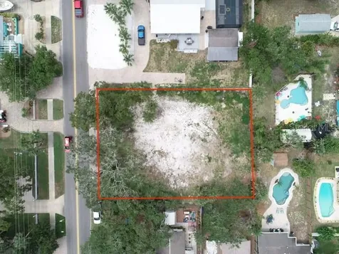 437 S Peninsula Avenue New Smyrna Beach FL 32169