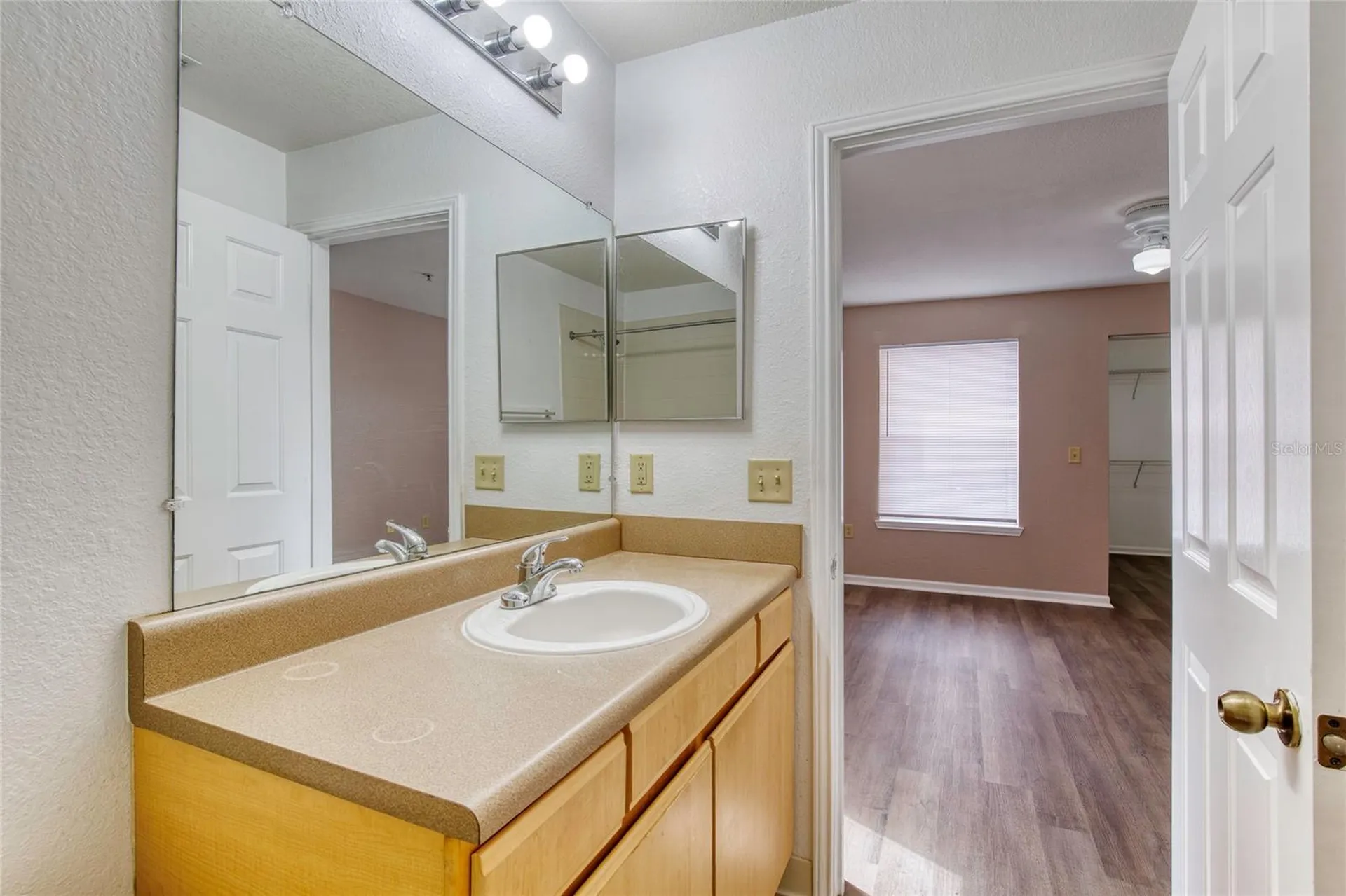 940 Village Trail Port Orange FL 32127